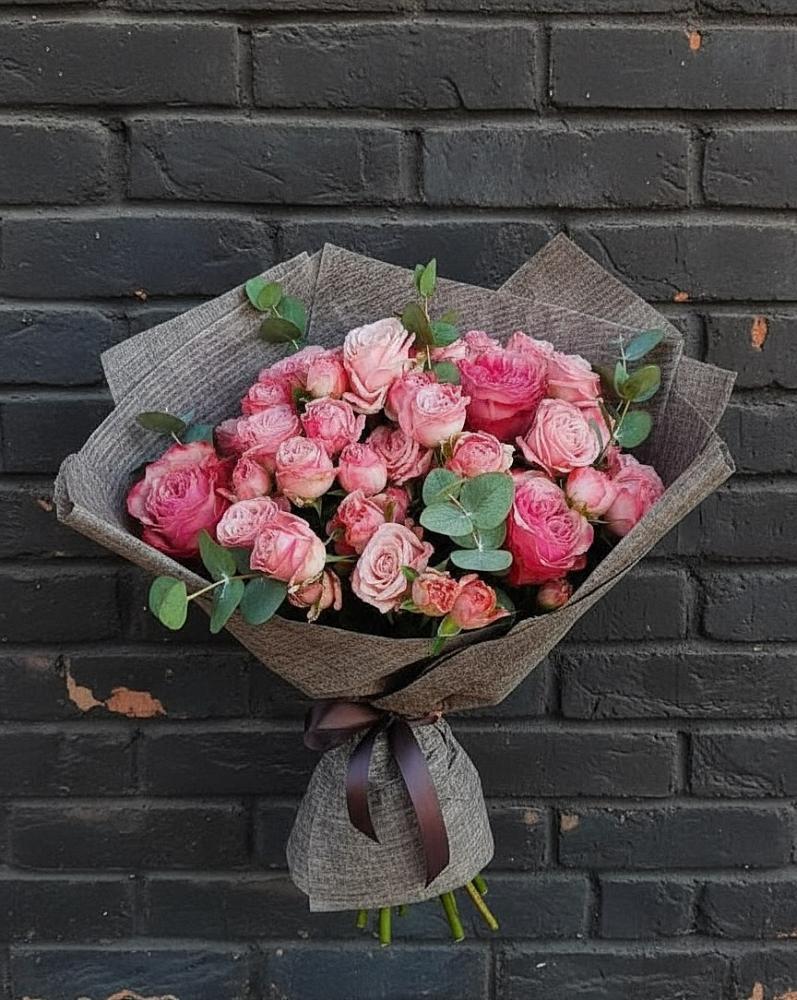 Букет цветов из: Розы в Индустрие