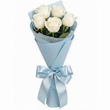 Букет 5 Белых роз Проуд в Индустрие