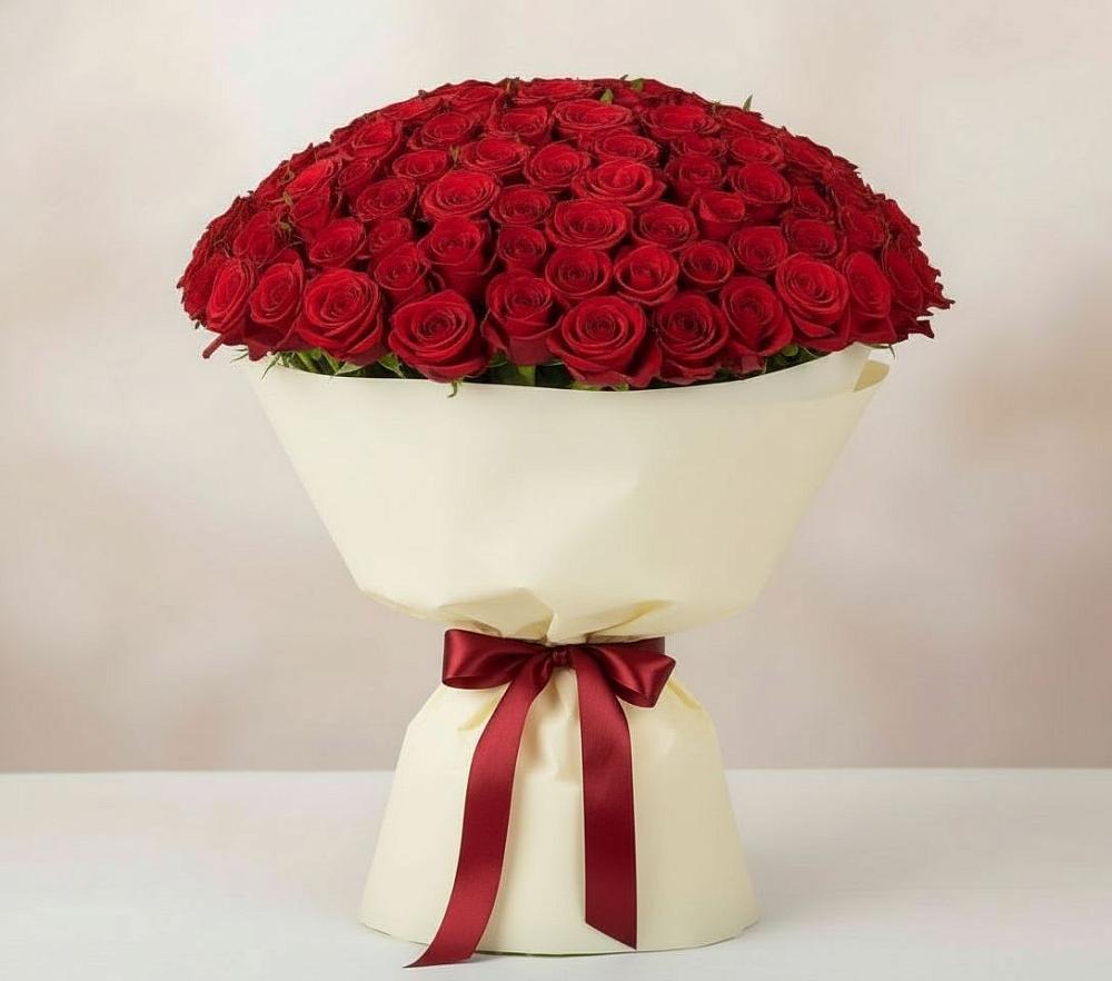 Букет 101 Красная роза Милано в Индустрие