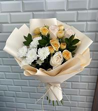 Букет цветов из:  Розы и Хризантемы в Индустрие