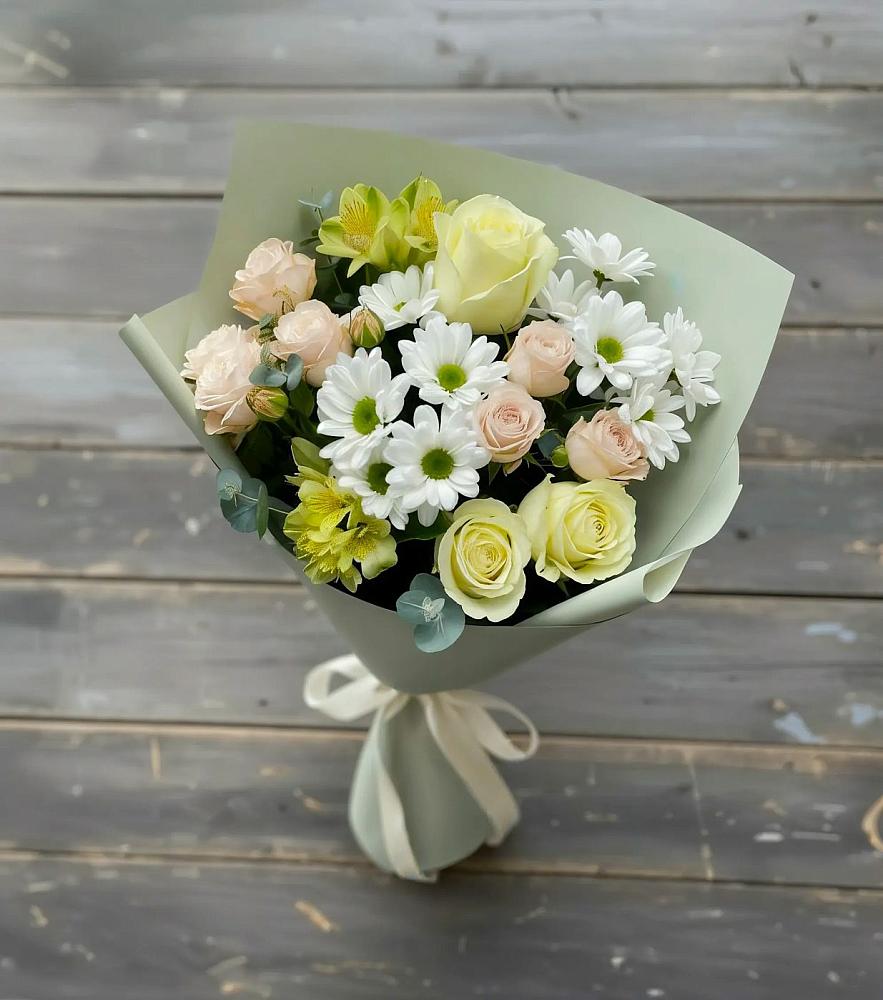Букет цветов из: Альстромерии, Розы и Хризантемы в Индустрие