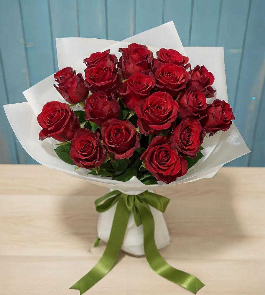 Букет Красные розы в Индустрие
