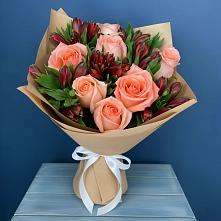 Букет цветов из:  Розы и Альстромерии #REPLACE_PRED# Индустрие