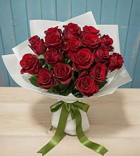 Букет Красные розы в Индустрие