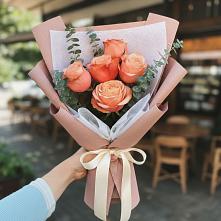 Букет цветов из:  Розы в Индустрие