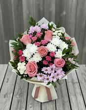 Букет цветов из:  Альстромерии, Гвоздики, Розы и Хризантемы в Индустрие