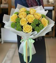 Букет цветов из:  Хризантемы и Розы в Индустрие