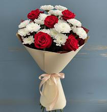 Букет цветов из:  Розы и Хризантемы в Индустрие