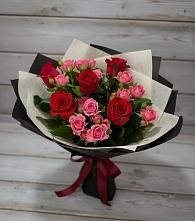 Букет цветов из:  Розы #REPLACE_PRED# Индустрие