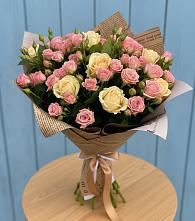 Букет цветов из:  Розы в Индустрие
