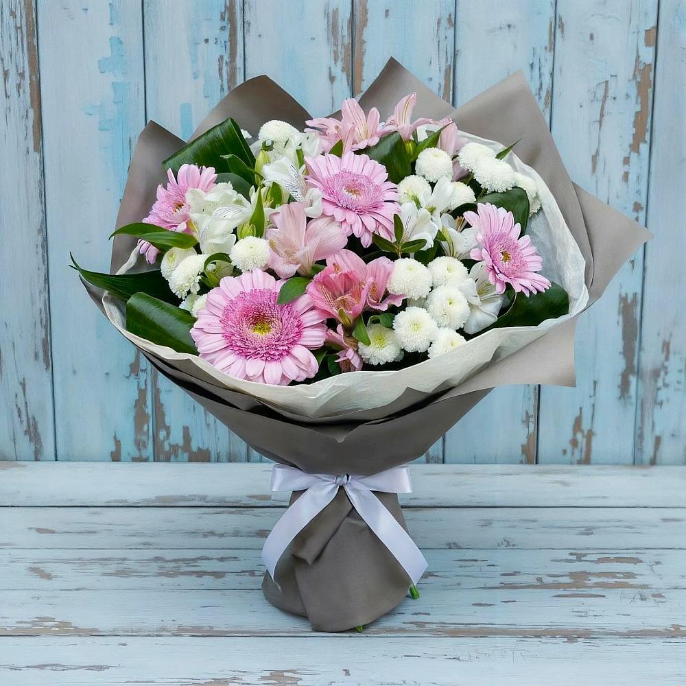 Букет цветов из: Герберы, Альстромерии и Хризантемы в Индустрие