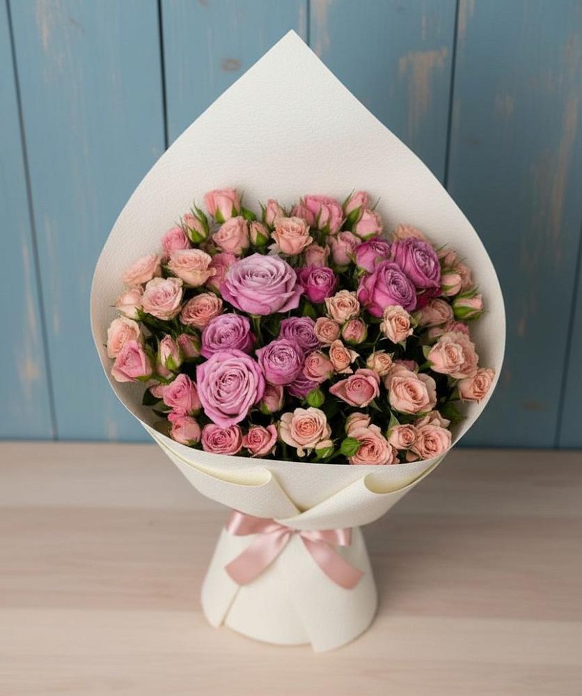 Букет цветов из: Розы в Индустрие