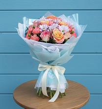 Букет цветов из:  Хризантемы и Розы в Индустрие