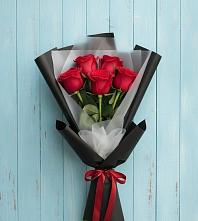 Букет цветов из:  Розы в Индустрие