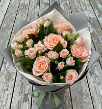 Букет цветов из:  Розы в Индустрие