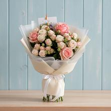 Букет цветов из:  Розы в Индустрие