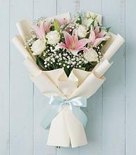 Букет цветов из:  Лилии в Индустрие